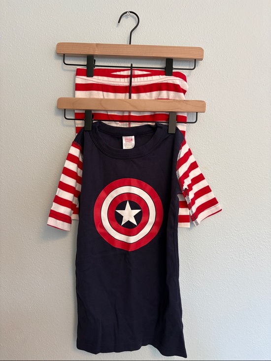Hanna Andersson Other - Hanna Andersson Navy & Red Captain Shield Stripe Kids Pajama Set